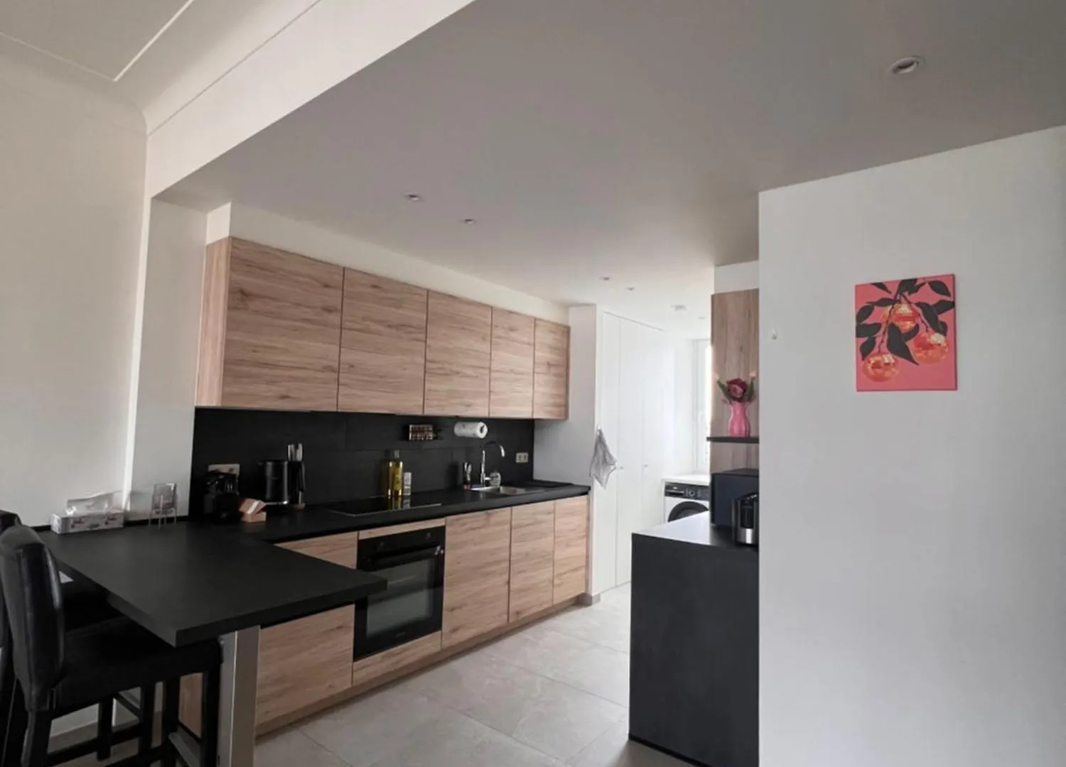 Cozy Feels, Central Vibes Antwerp Apartment