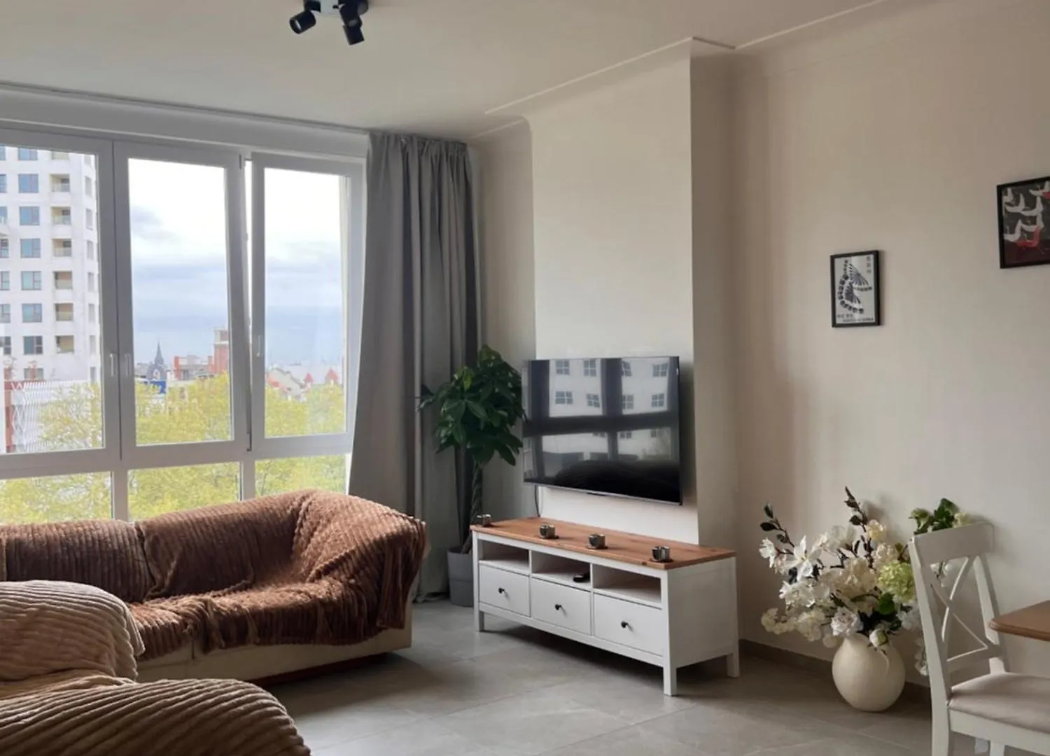 Cozy Feels, Central Vibes Antwerp